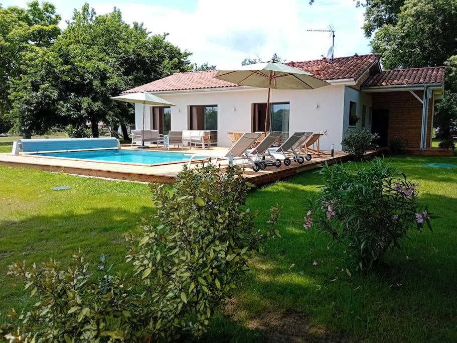 Maison Neuve Avec Piscine Chauffee, 4 Kms De Contis Plage Saint-Julien-en-Born Bagian luar foto